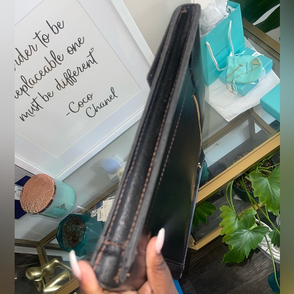 Rustico Leather Attaché Briefcase 💼🖤 - Picture 16 of 16